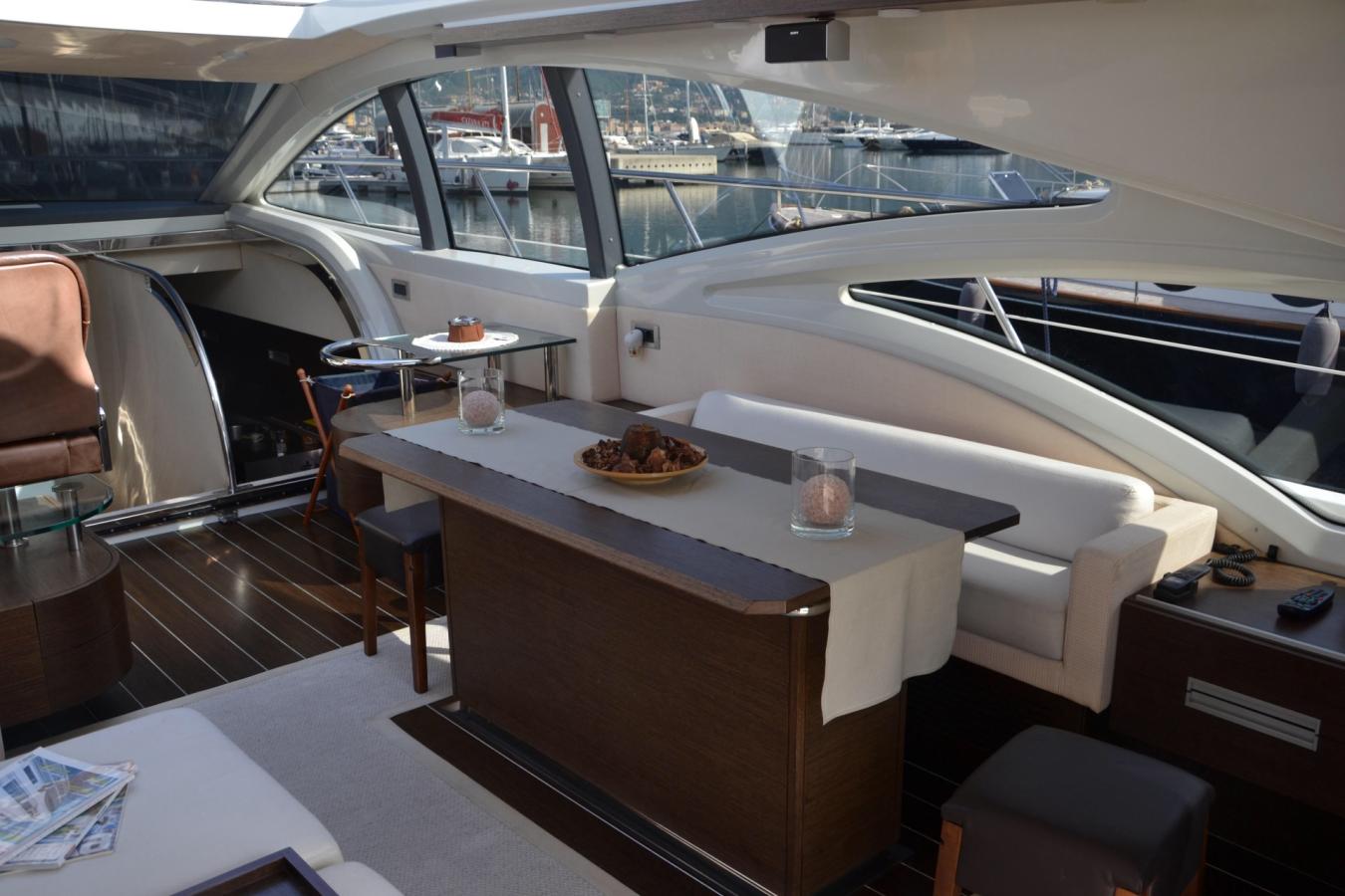 Azimut 68 sport-3